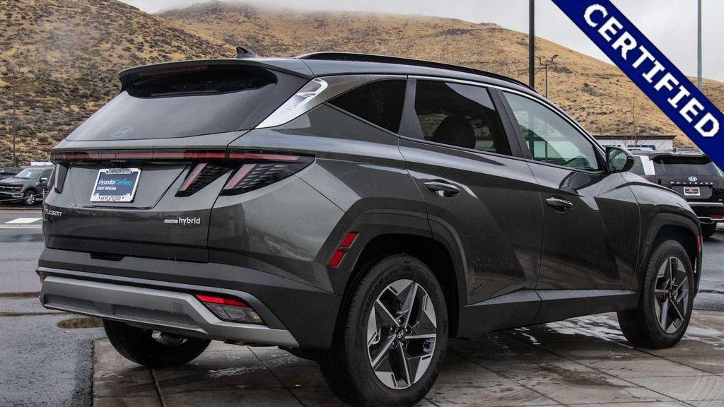 used 2025 Hyundai TUCSON Hybrid car, priced at $32,650