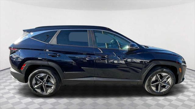 new 2025 Hyundai TUCSON Hybrid car, priced at $39,100