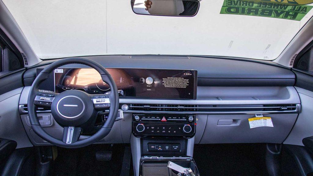 new 2025 Hyundai TUCSON Hybrid car, priced at $37,567