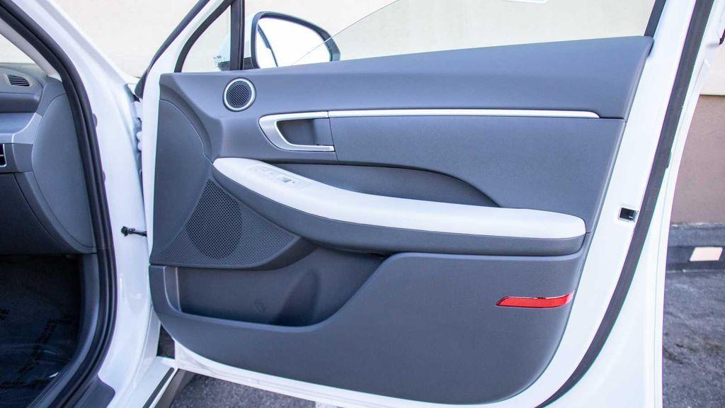 new 2025 Hyundai Sonata car, priced at $27,453