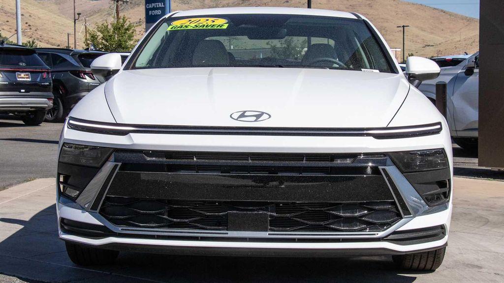 new 2025 Hyundai Sonata car, priced at $29,260