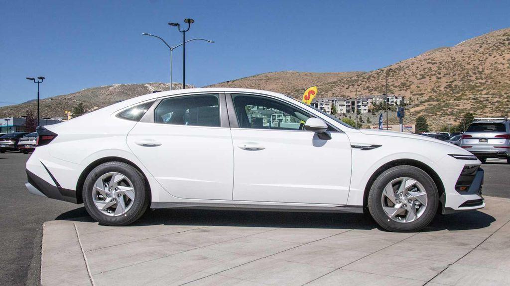 new 2025 Hyundai Sonata car, priced at $29,260