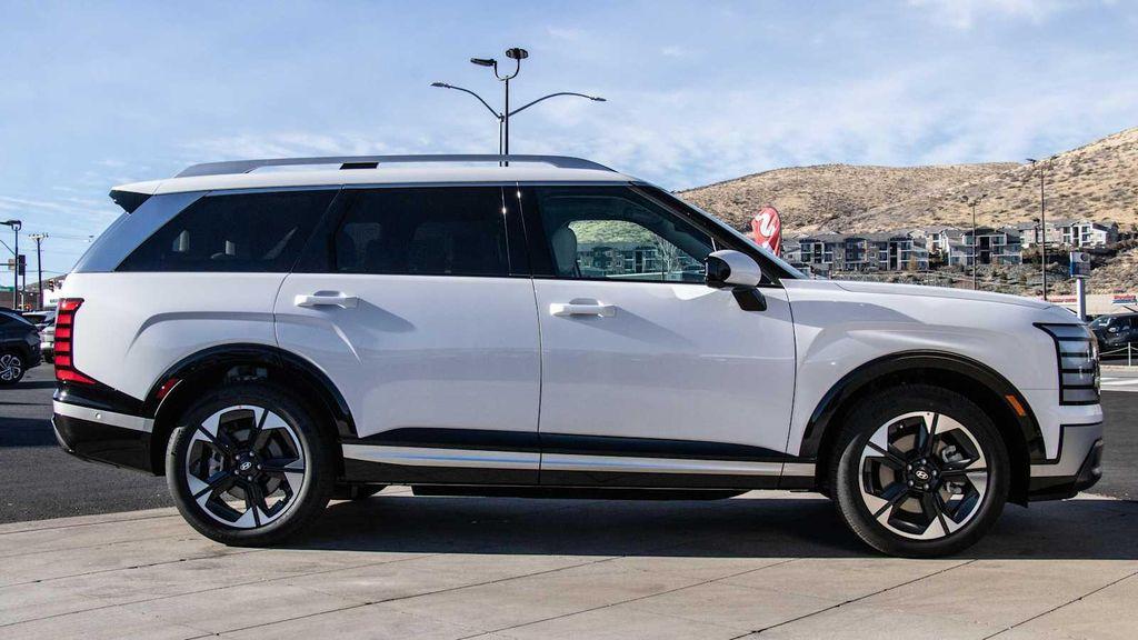 new 2026 Hyundai Palisade Hybrid car, priced at $56,710