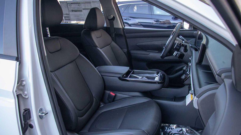 new 2025 Hyundai TUCSON Hybrid car, priced at $38,119