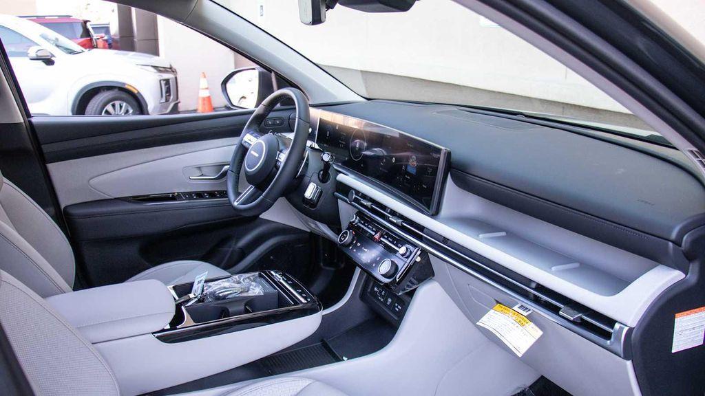 new 2025 Hyundai TUCSON Hybrid car, priced at $43,690