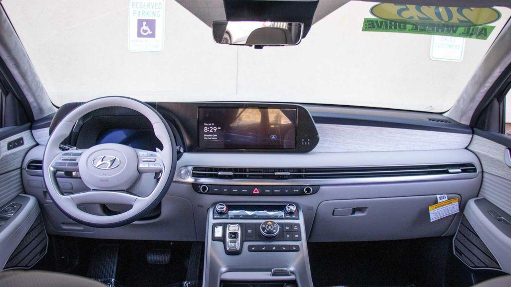 new 2025 Hyundai Palisade car, priced at $53,237