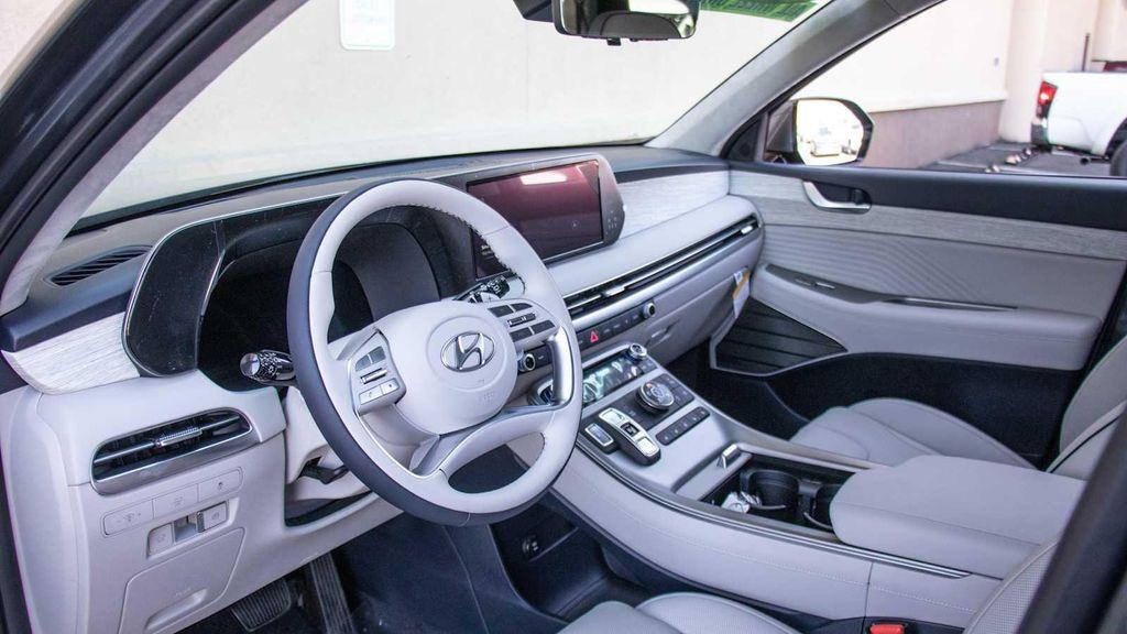 new 2025 Hyundai Palisade car, priced at $53,237