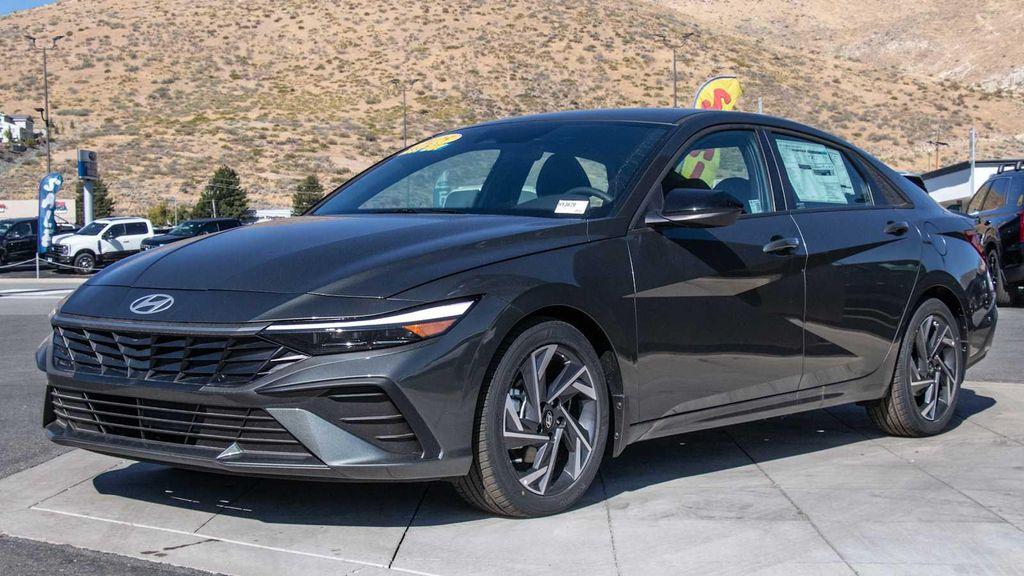 new 2025 Hyundai Elantra car, priced at $25,010
