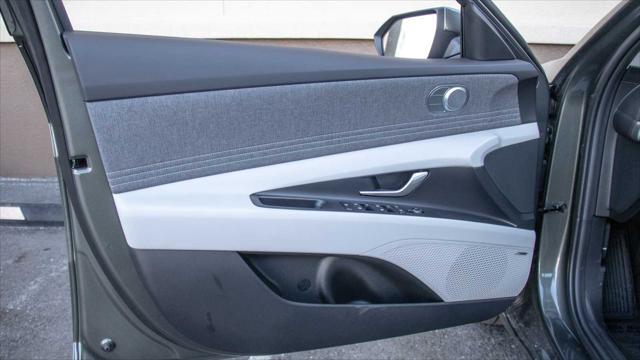 new 2025 Hyundai Elantra car, priced at $31,380