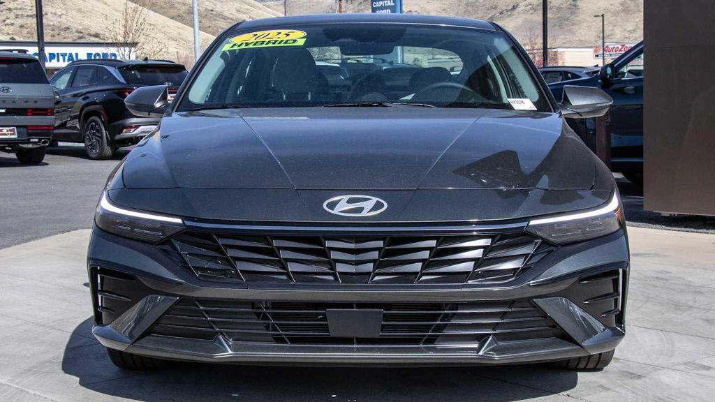 new 2025 Hyundai Elantra car, priced at $31,380