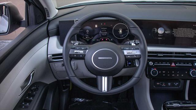 new 2025 Hyundai TUCSON Hybrid car, priced at $38,315