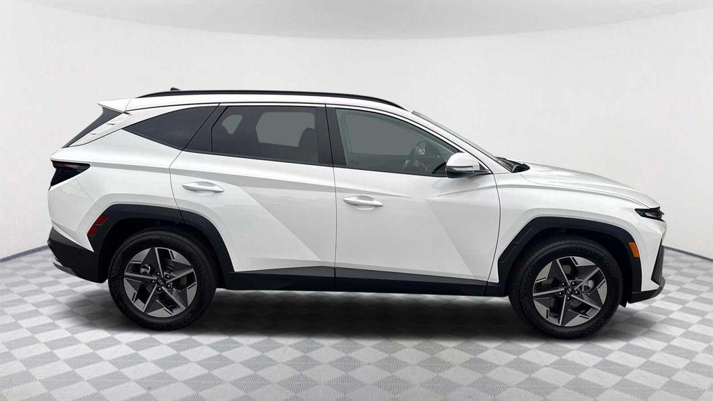 new 2025 Hyundai Tucson car, priced at $37,595