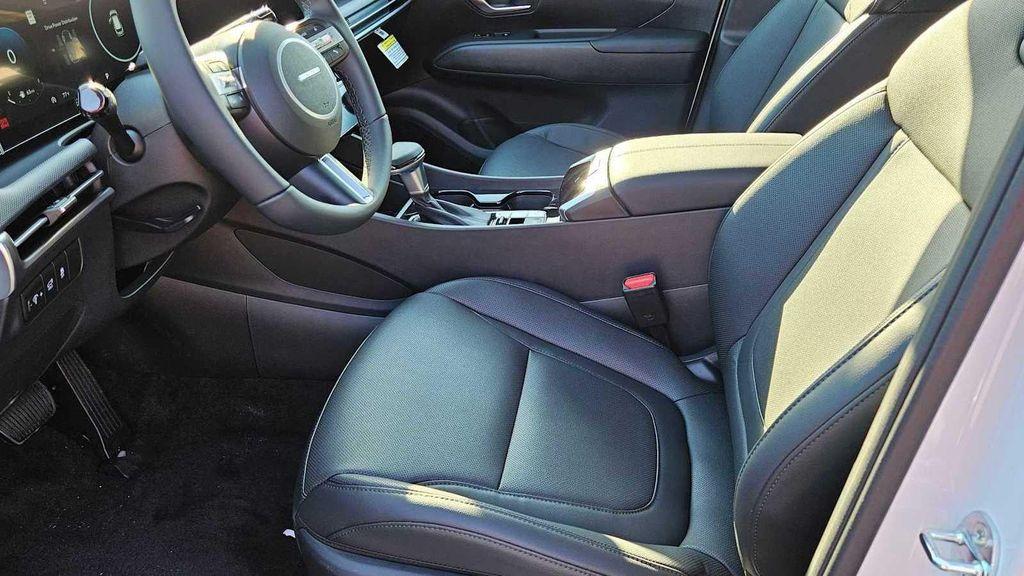 new 2025 Hyundai Tucson car, priced at $37,595