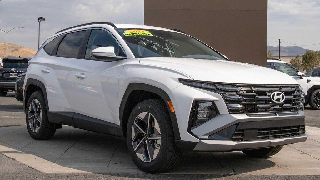 new 2025 Hyundai Tucson car, priced at $36,218