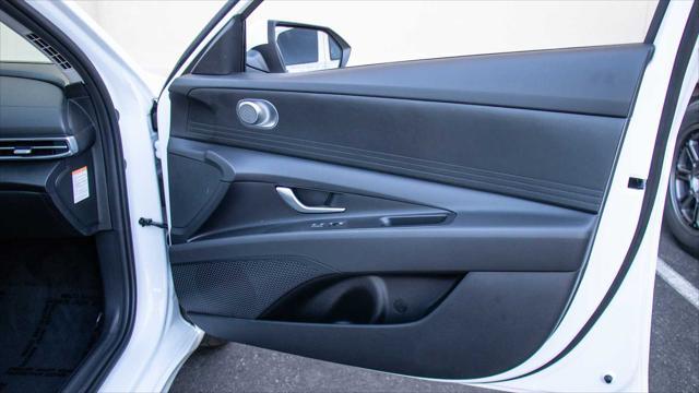 new 2025 Hyundai ELANTRA HEV car, priced at $27,710