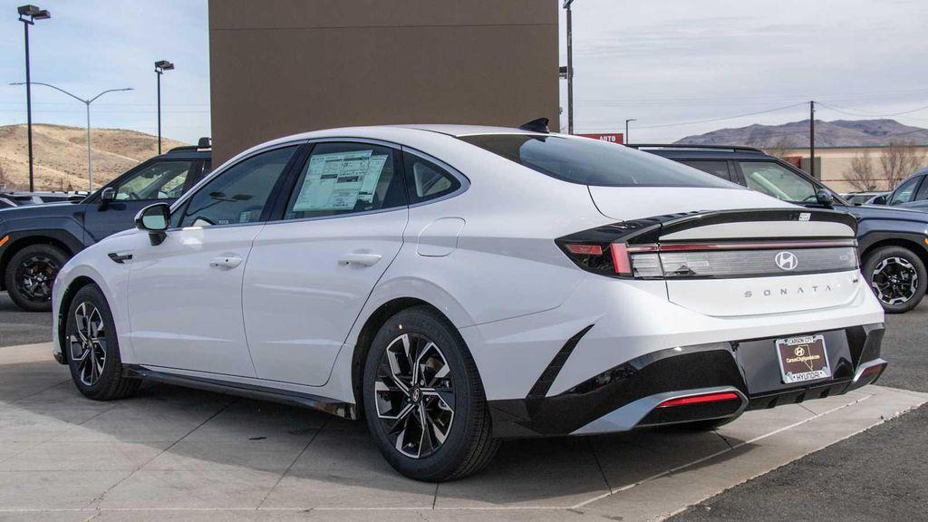 new 2025 Hyundai Sonata car, priced at $29,311
