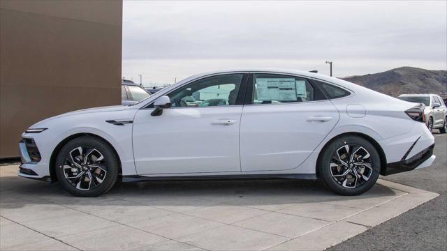 new 2025 Hyundai Sonata car, priced at $31,705