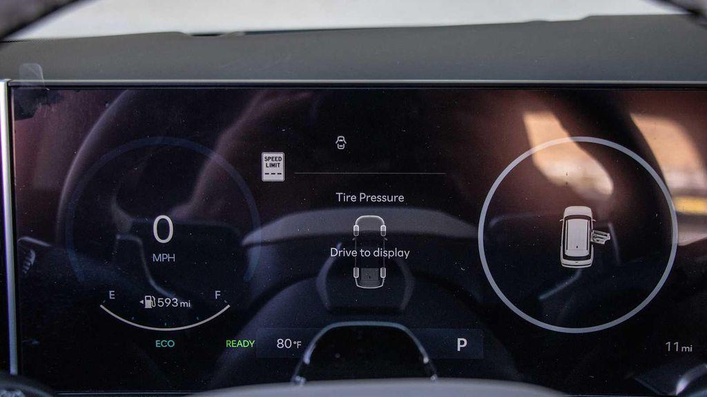 new 2025 Hyundai SANTA FE HEV car, priced at $51,468
