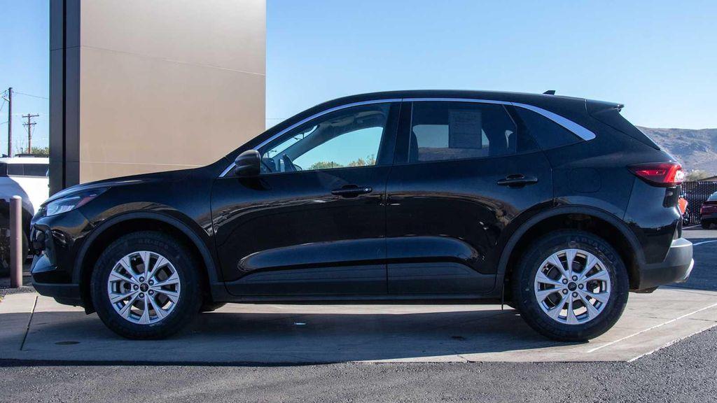 used 2023 Ford Escape car, priced at $21,650