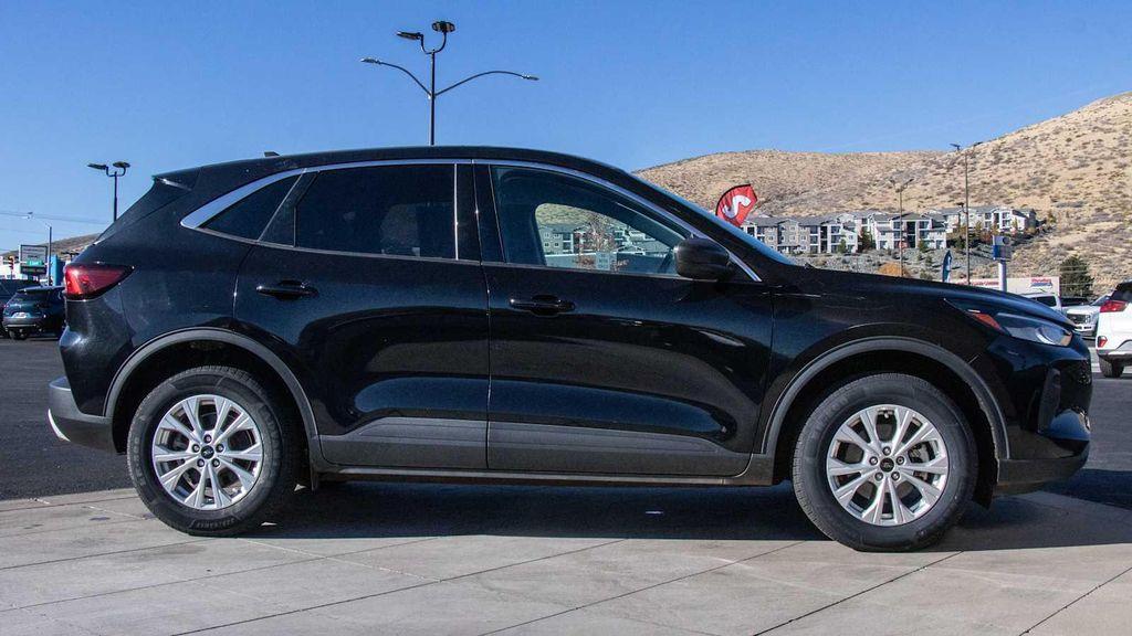 used 2023 Ford Escape car, priced at $21,650