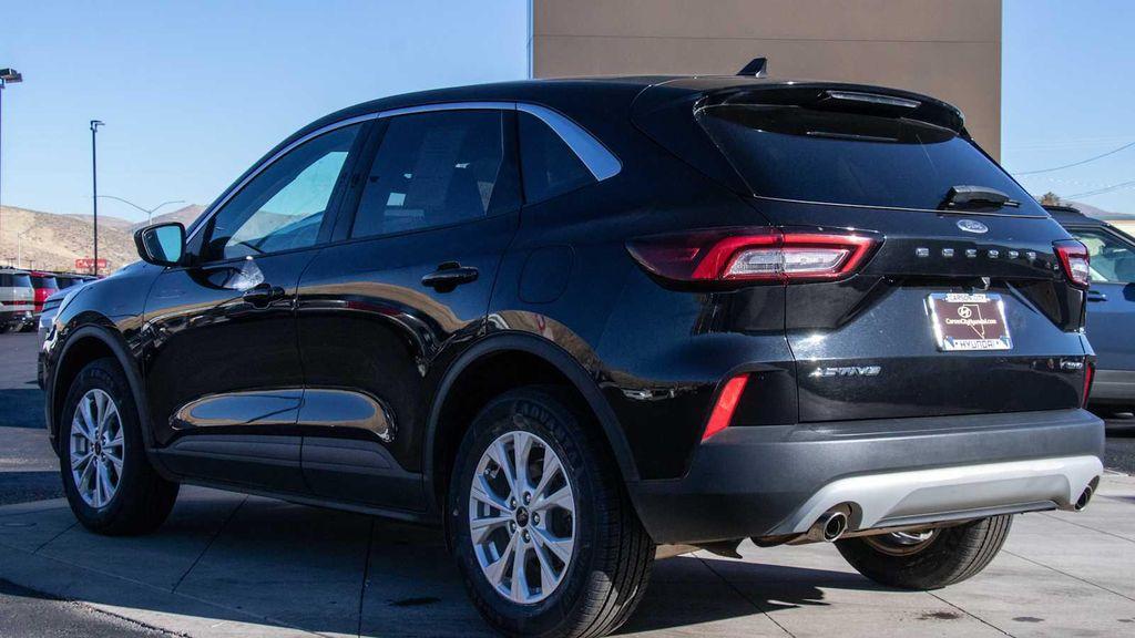 used 2023 Ford Escape car, priced at $21,650