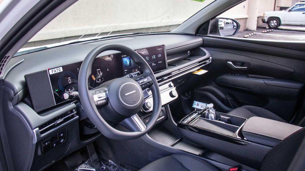 new 2026 Hyundai TUCSON Hybrid car, priced at $35,195