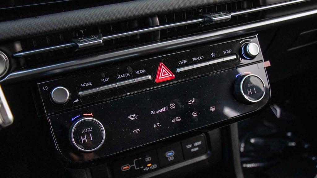 new 2026 Hyundai TUCSON Hybrid car, priced at $35,195