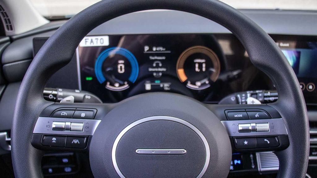 new 2026 Hyundai TUCSON Hybrid car, priced at $35,195