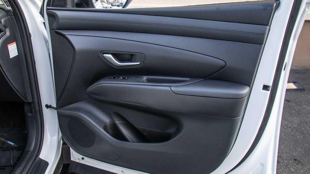 new 2026 Hyundai TUCSON Hybrid car, priced at $35,195