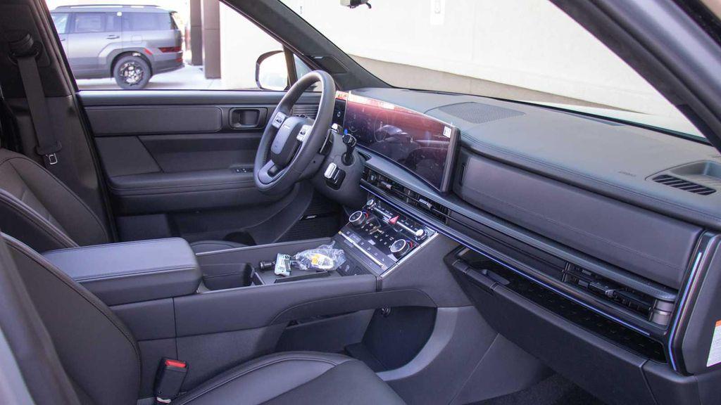 new 2025 Hyundai SANTA FE HEV car, priced at $52,229