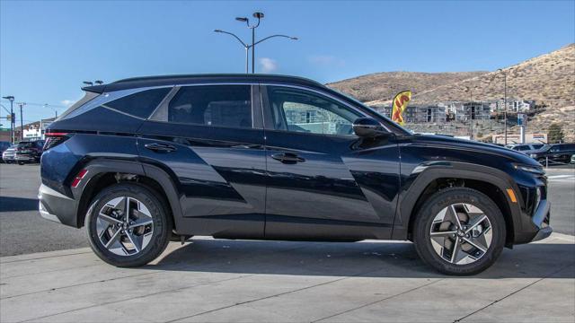 new 2025 Hyundai TUCSON Hybrid car, priced at $38,714