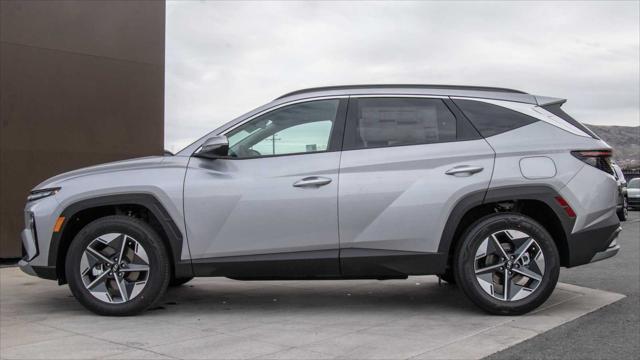 new 2025 Hyundai TUCSON Hybrid car, priced at $38,714