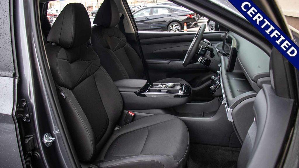 used 2025 Hyundai TUCSON Plug-In Hybrid car, priced at $33,950