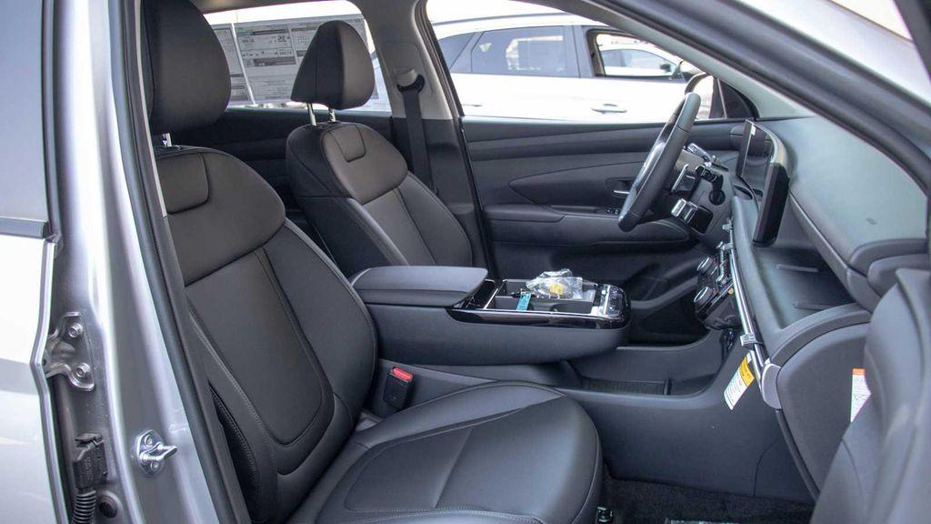 new 2025 Hyundai TUCSON Plug-In Hybrid car, priced at $39,843