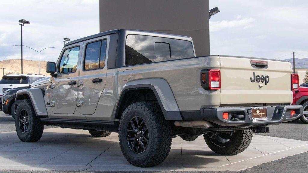 used 2022 Jeep Gladiator car, priced at $29,950