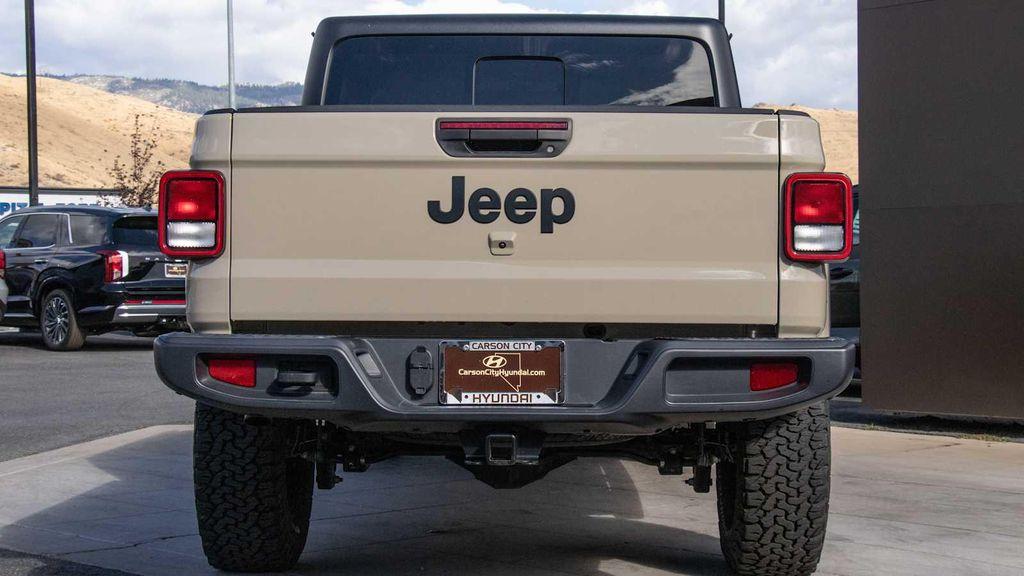 used 2022 Jeep Gladiator car, priced at $29,950