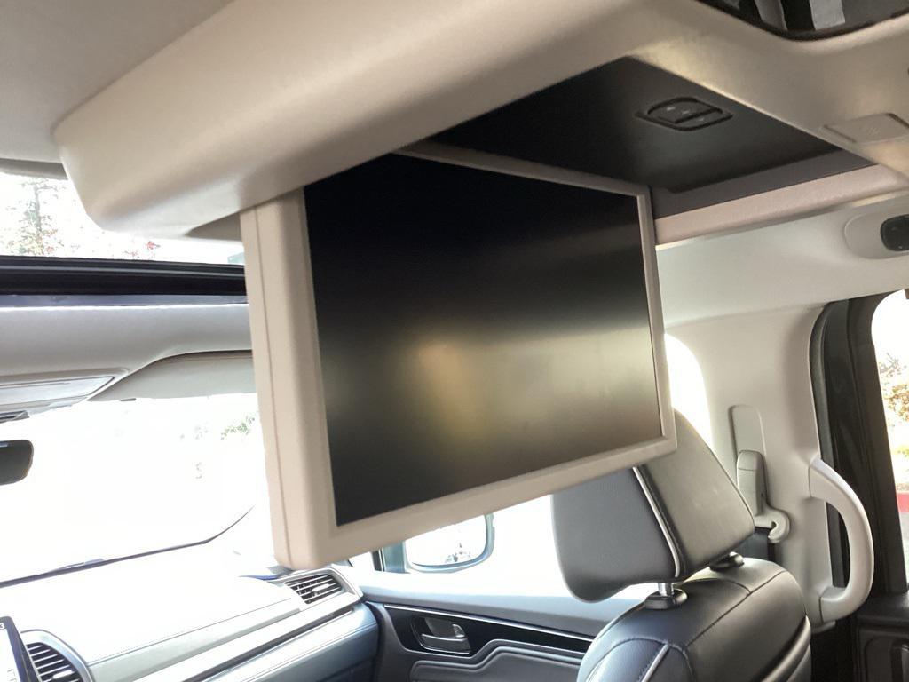 used 2025 Honda Odyssey car, priced at $42,981