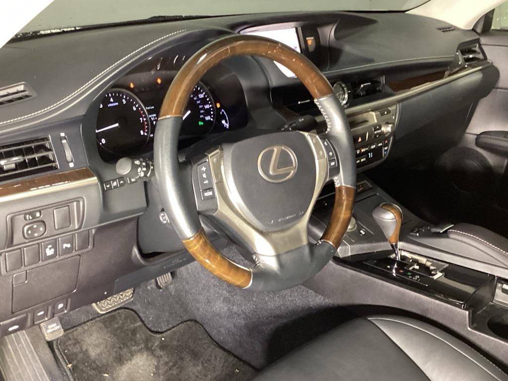 used 2013 Lexus ES 350 car, priced at $16,738