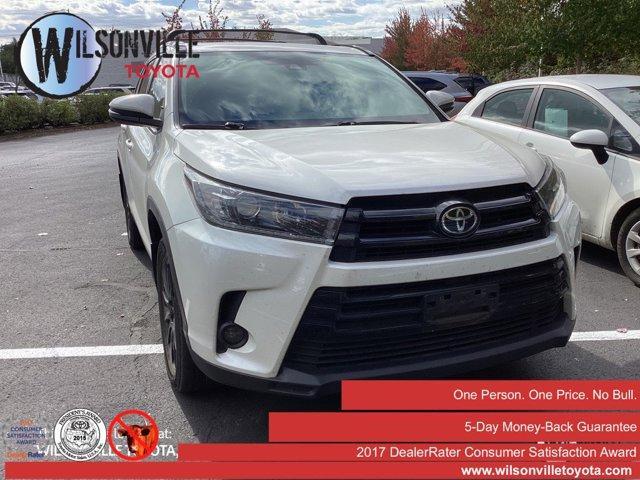 used 2019 Toyota Highlander car, priced at $27,981