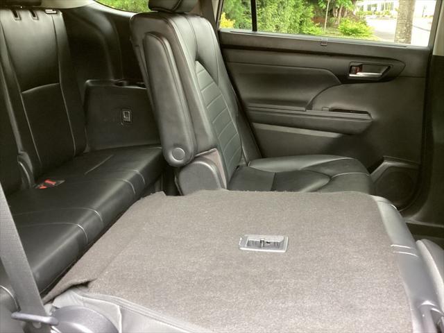 used 2023 Toyota Highlander car, priced at $39,481