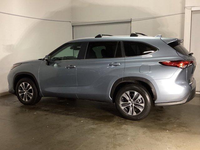 used 2023 Toyota Highlander car, priced at $36,981