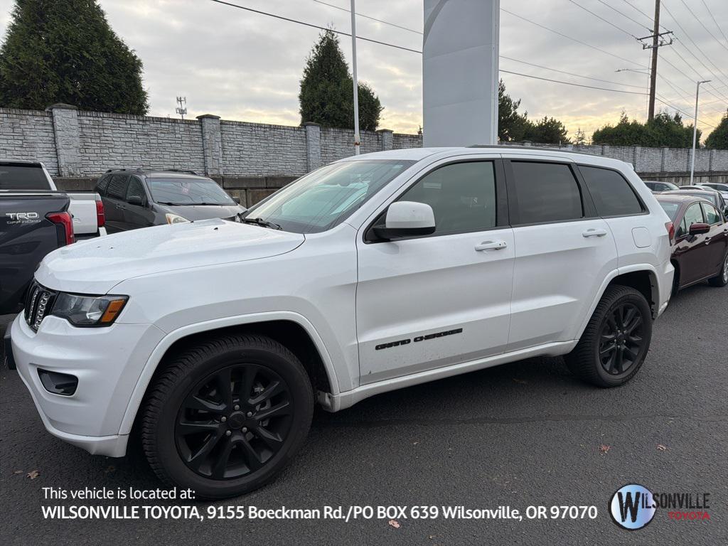 used 2017 Jeep Grand Cherokee car, priced at $18,981