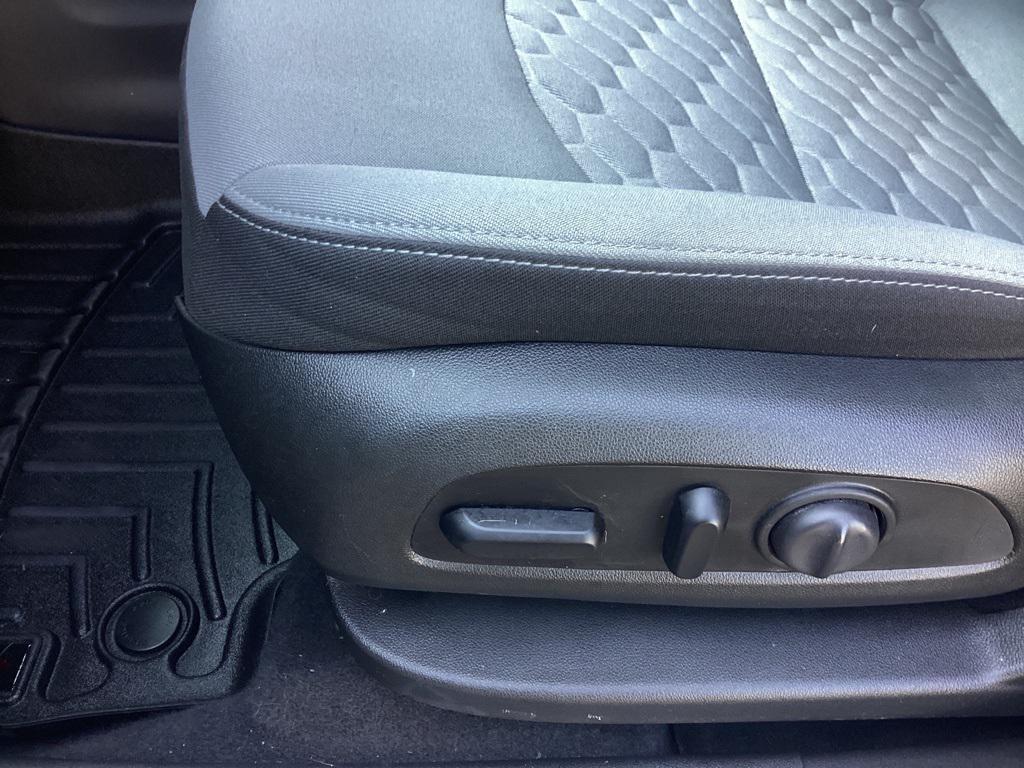 used 2021 Chevrolet Equinox car, priced at $18,981