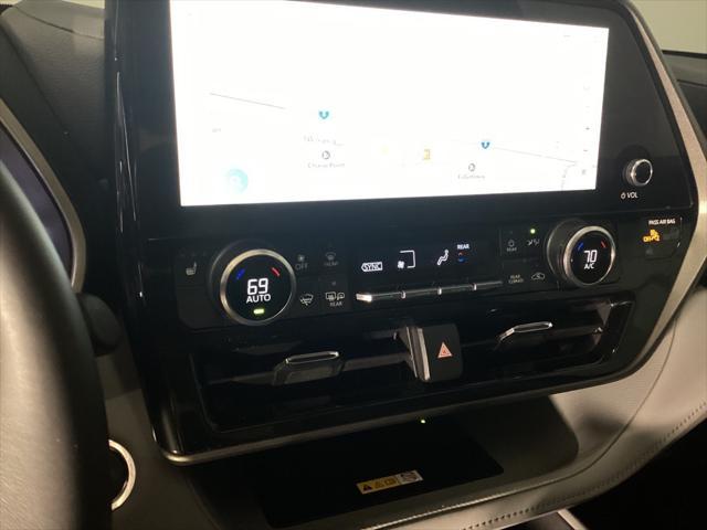 used 2023 Toyota Highlander car, priced at $36,698