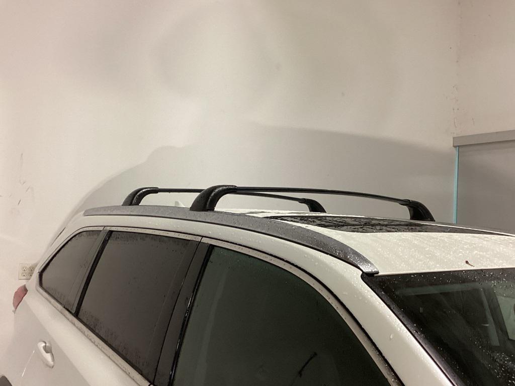 used 2018 Toyota Highlander car, priced at $22,481