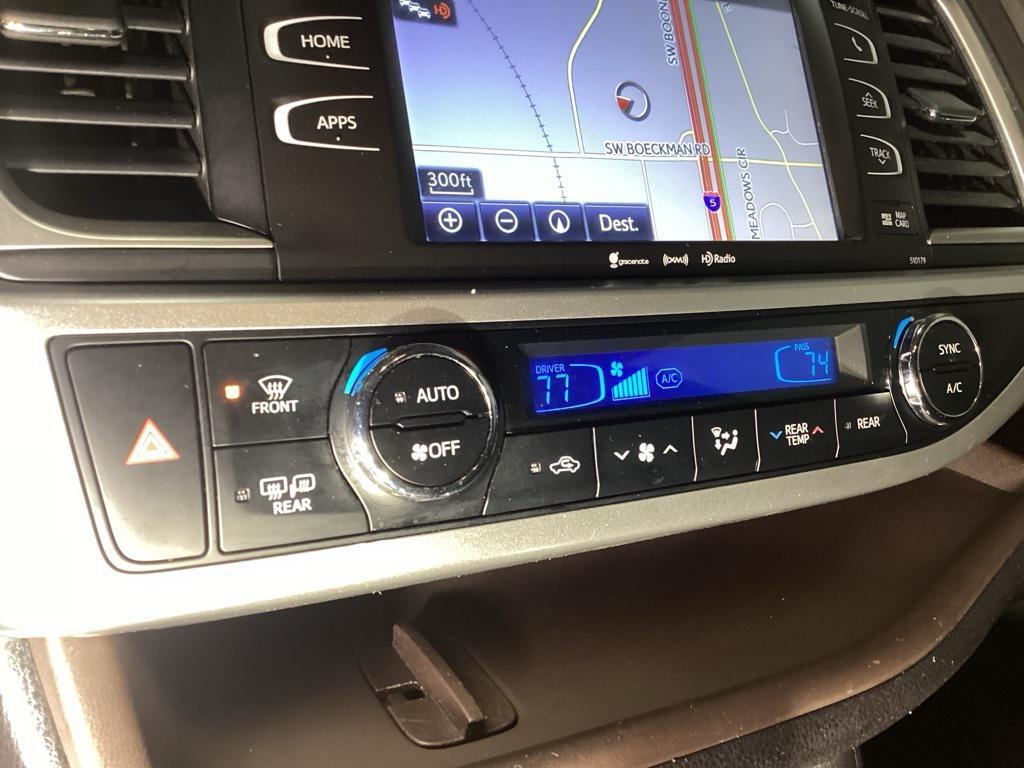 used 2018 Toyota Highlander car, priced at $22,481