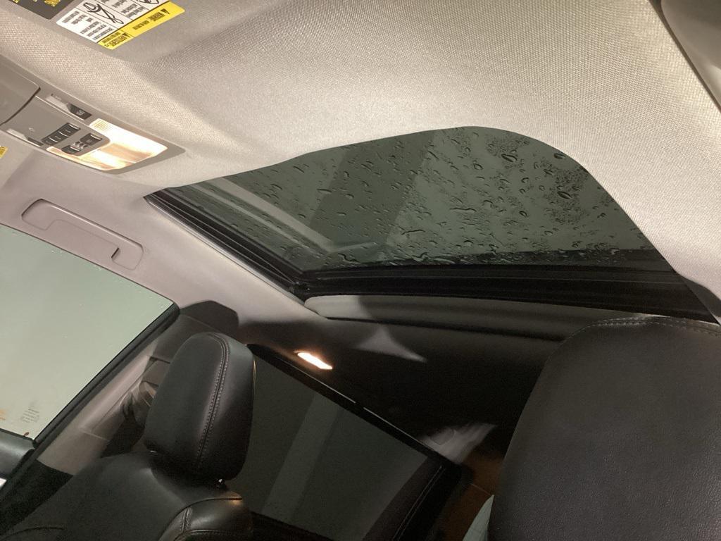 used 2018 Toyota Highlander car, priced at $22,481