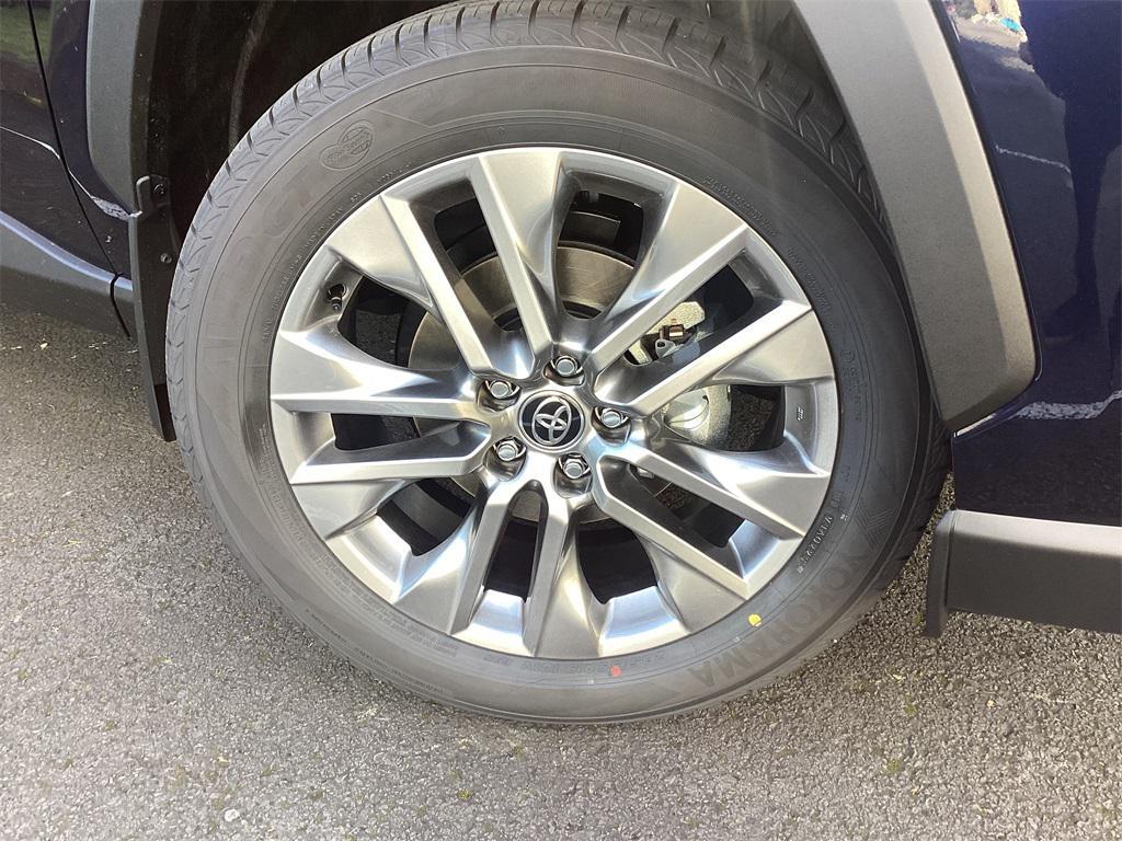 new 2025 Toyota RAV4 car, priced at $40,923