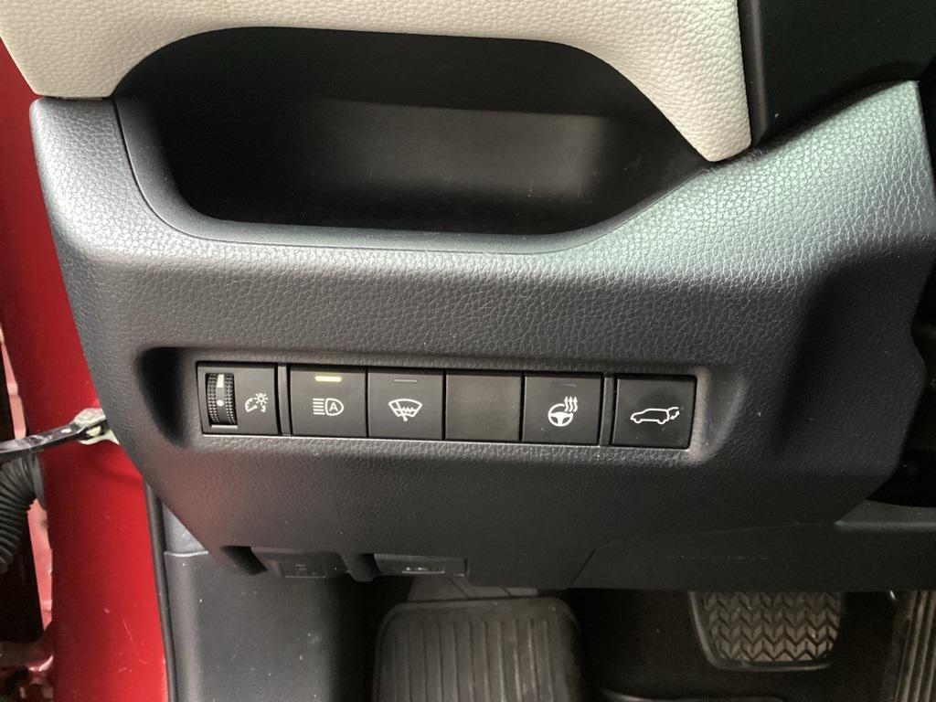 used 2020 Toyota RAV4 car, priced at $21,481