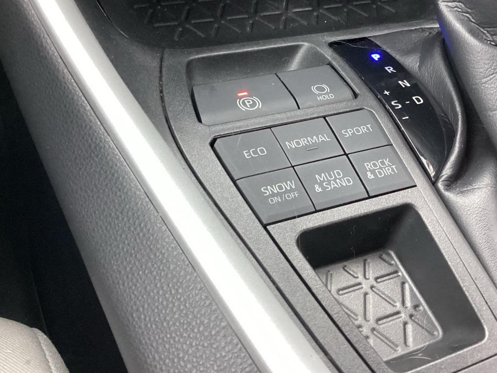 used 2020 Toyota RAV4 car, priced at $21,481